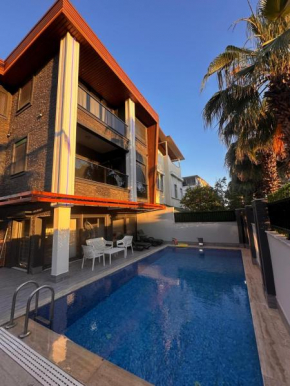 Peaceful Holiday Villas-Luxury-Jacuzzi-Sauna